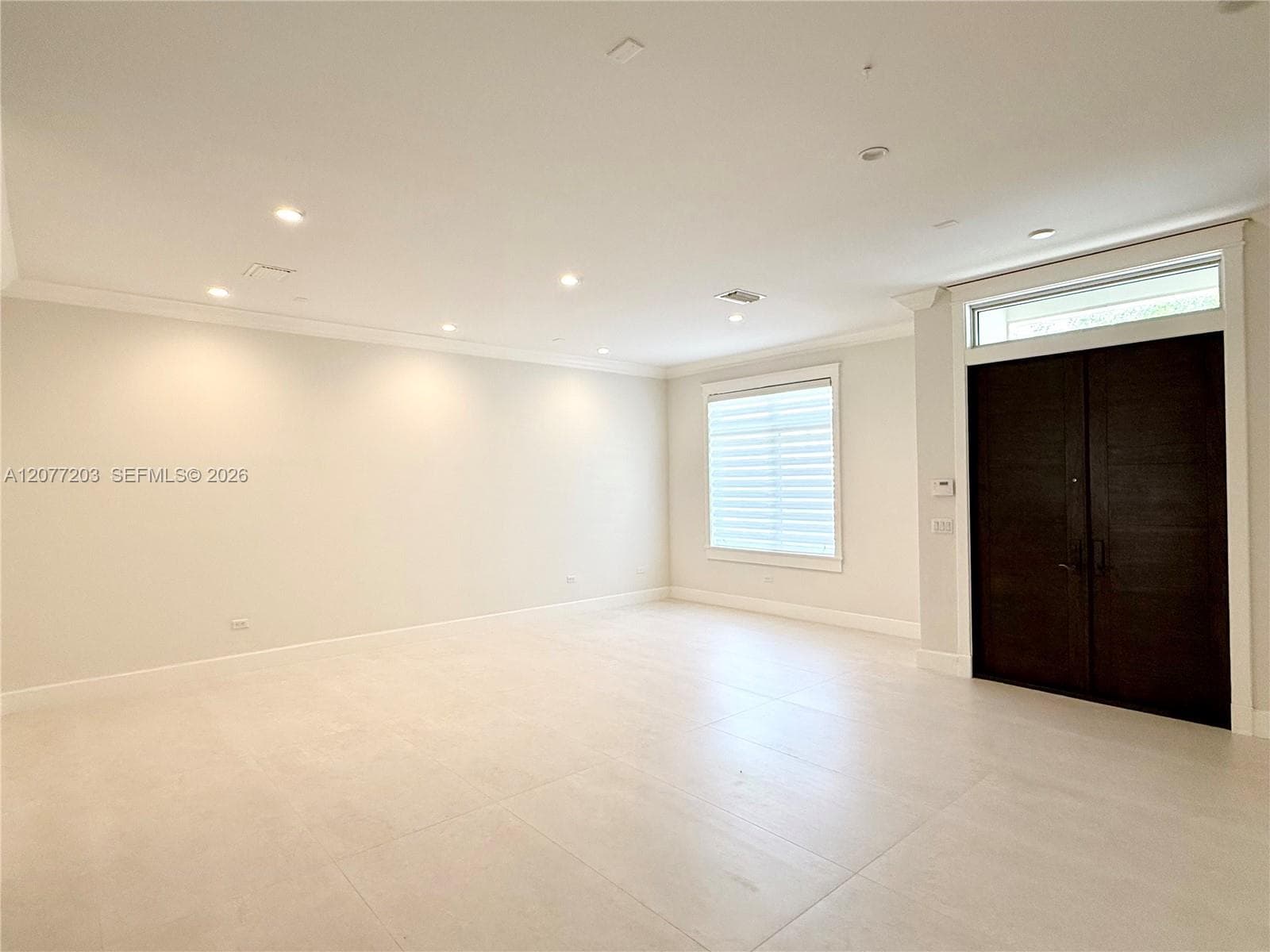 530 Valencia Ave #3 photo 5