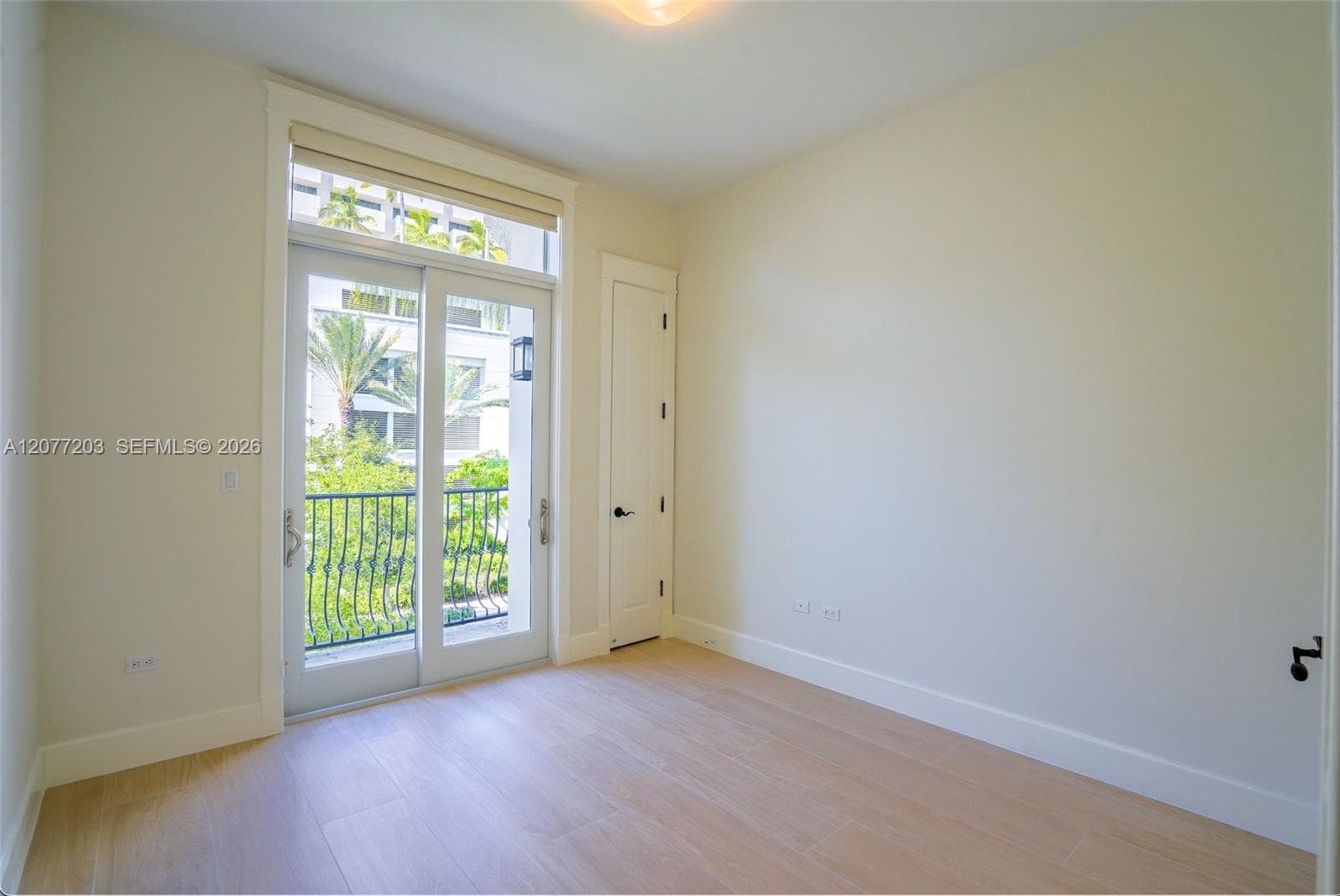 530 Valencia Ave #3 photo 38