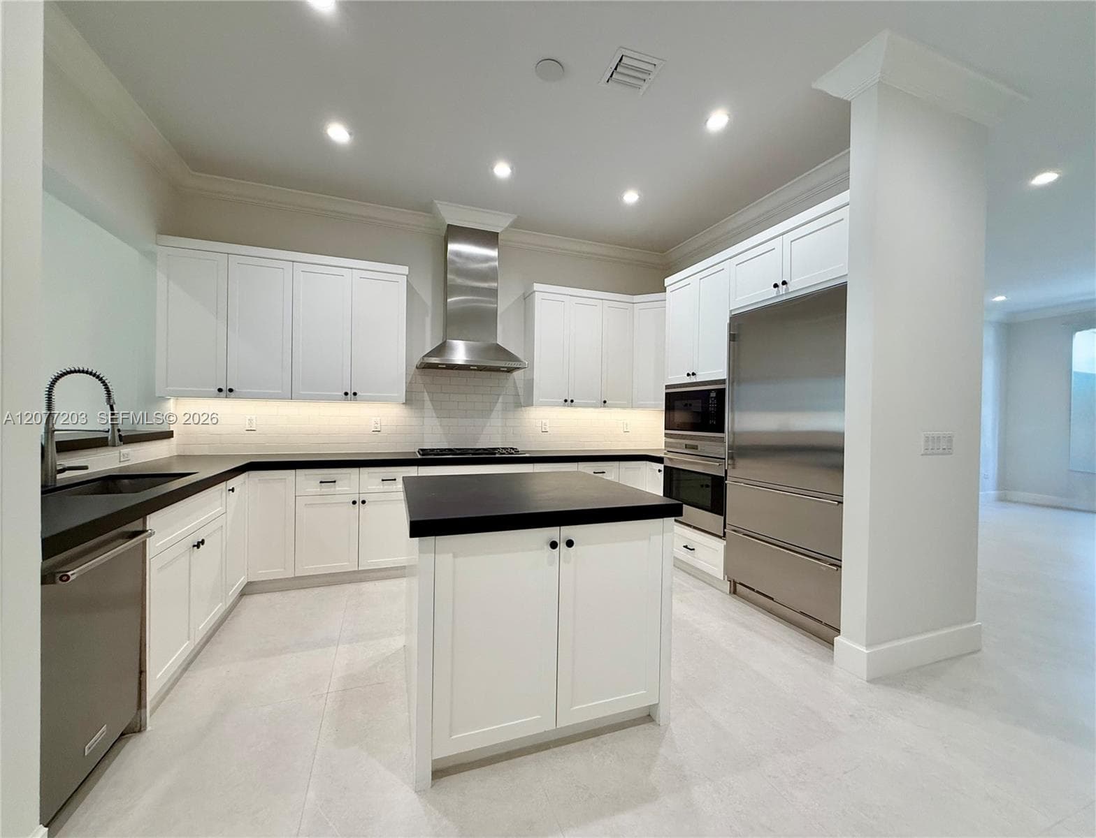 530 Valencia Ave #3 photo 11