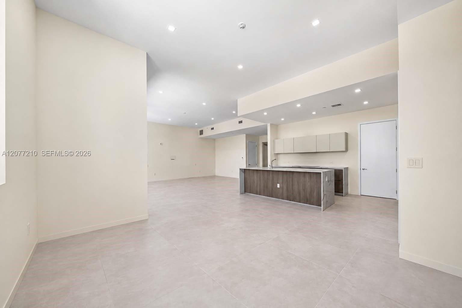 GIRALDA PLACE CONDO · #6A in Coral Gables - Photo 8