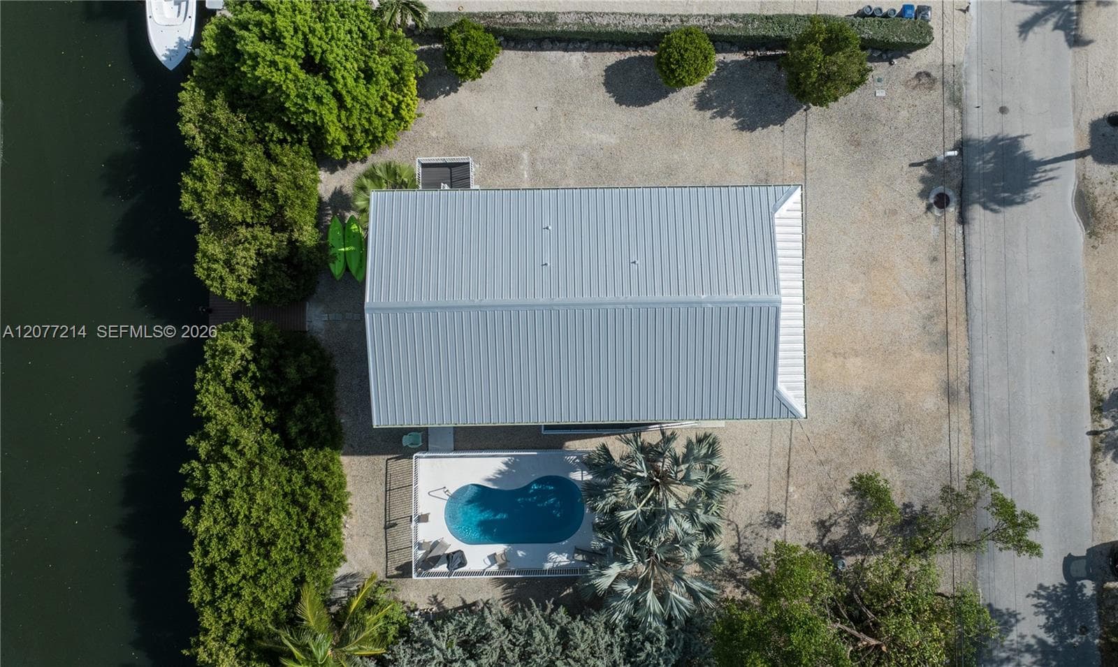 211 S Anglers Dr S photo 40