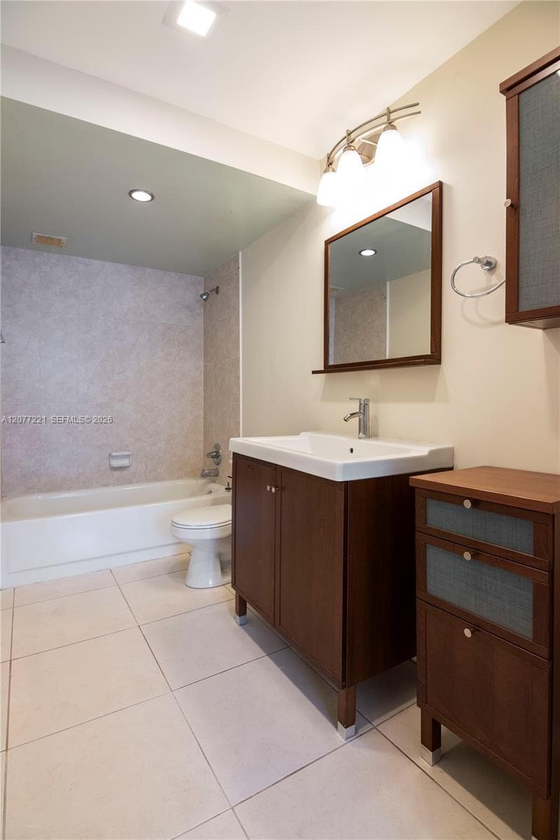 GATEWAY HOUSE CONDO - SOU · #605 in North Miami Beach - Photo 9