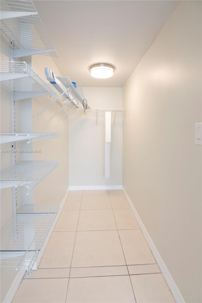 GATEWAY HOUSE CONDO - SOU · #605 in North Miami Beach - Photo 10