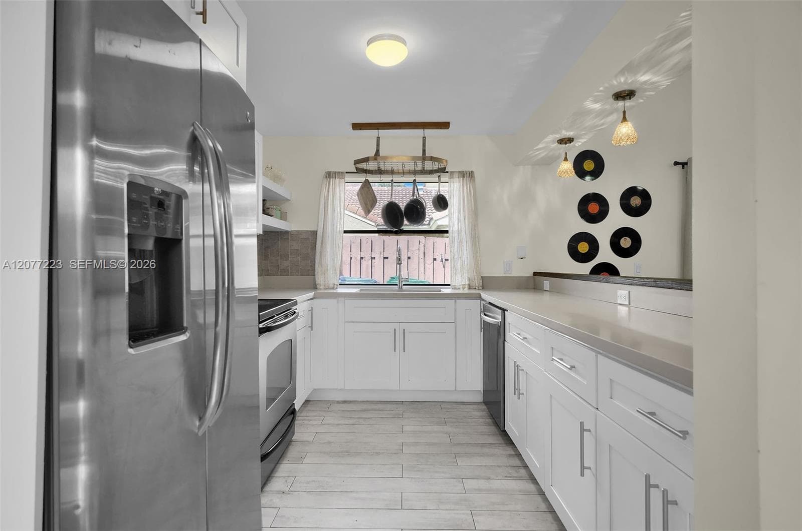 6538 NW 170th Ter photo 9