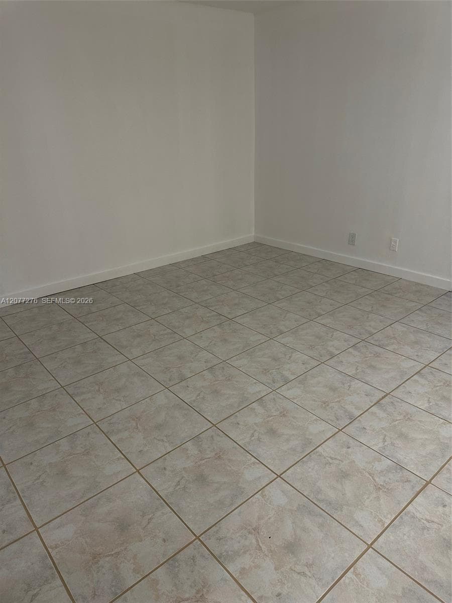 PARADISE BY THE SEA CONDO · #114 in Hallandale Beach - Photo 4