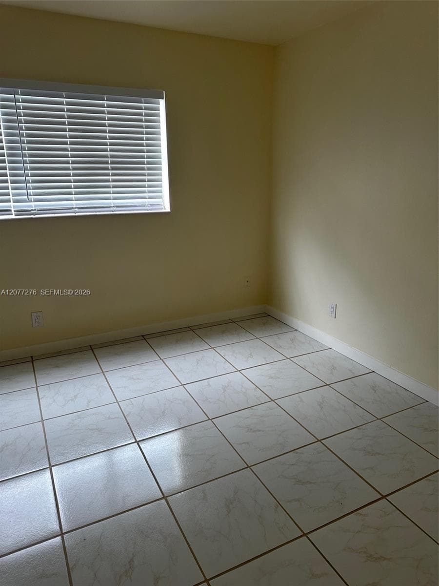 PARADISE BY THE SEA CONDO · #114 in Hallandale Beach - Photo 8