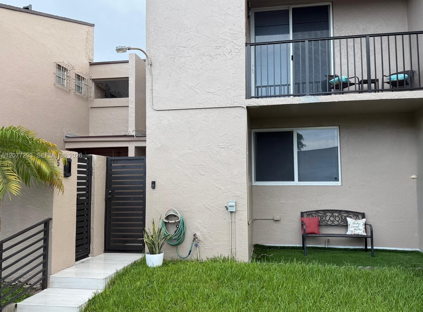 OAKVIEW CONDO · #5 in Miami - Photo 3
