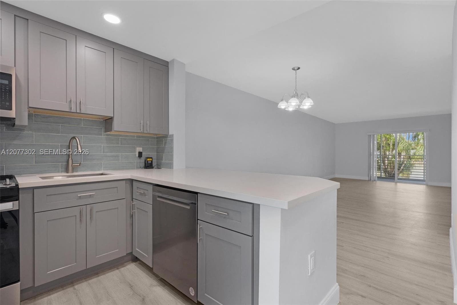 SEA HAVEN · #232 in Pompano Beach - Photo 12