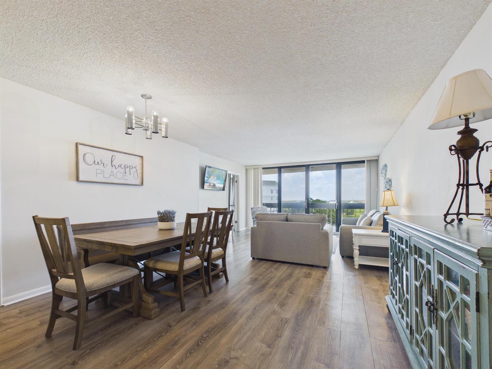 LIVING DINING