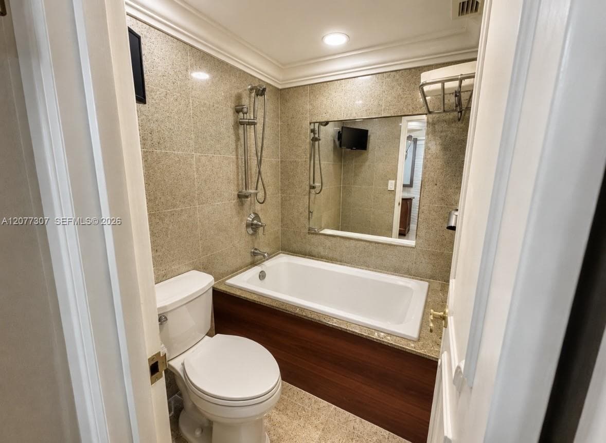 9500 OCEANS CONDO · #1507 in Surfside - Photo 25