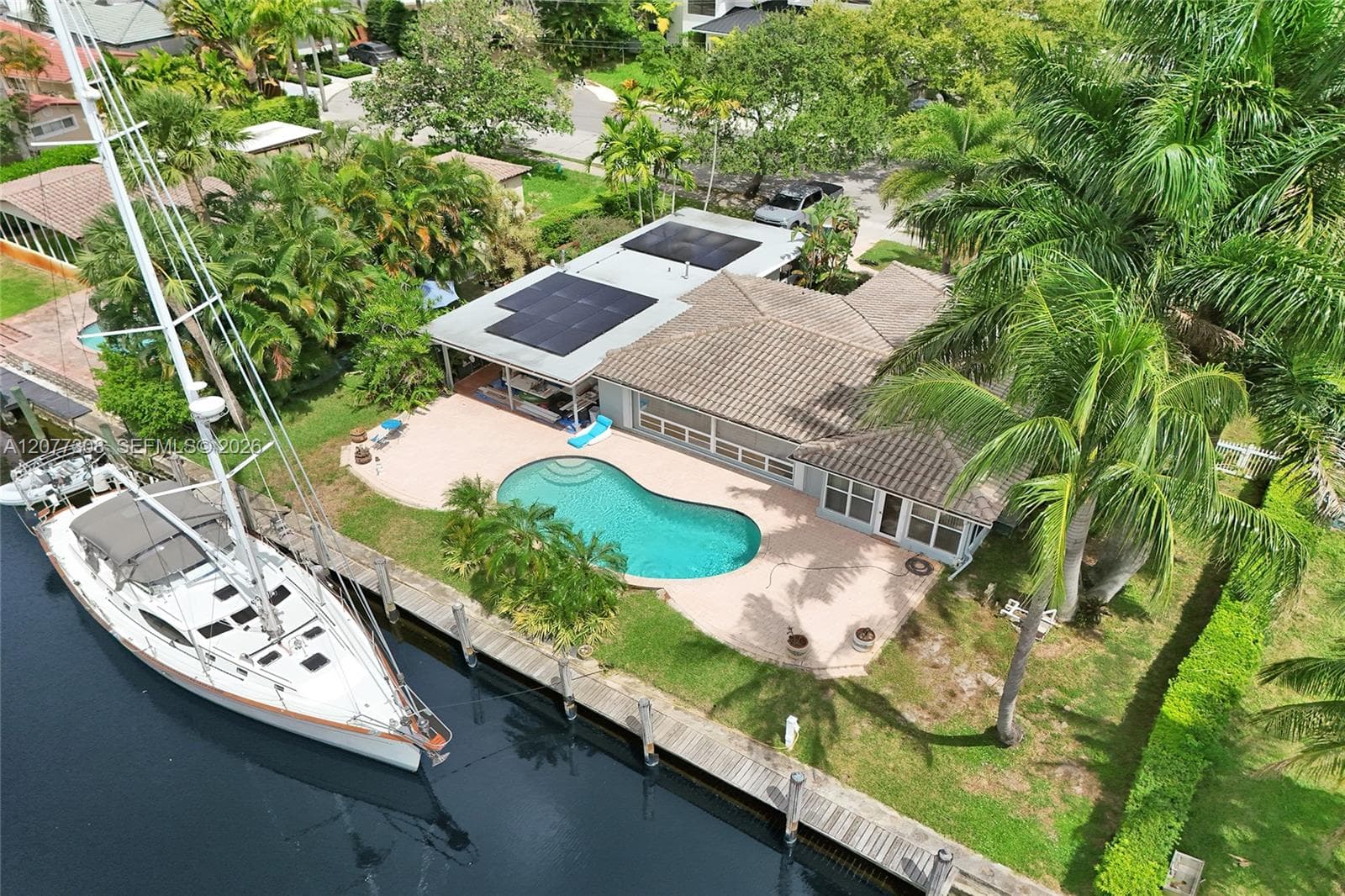 1312 Tangelo Isle photo 4