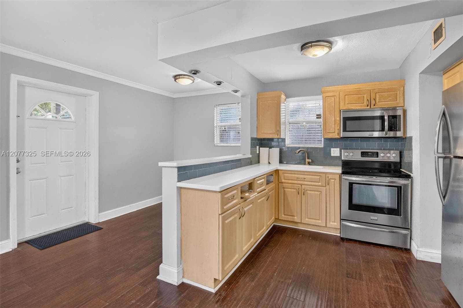 1527 Jackson St photo 6