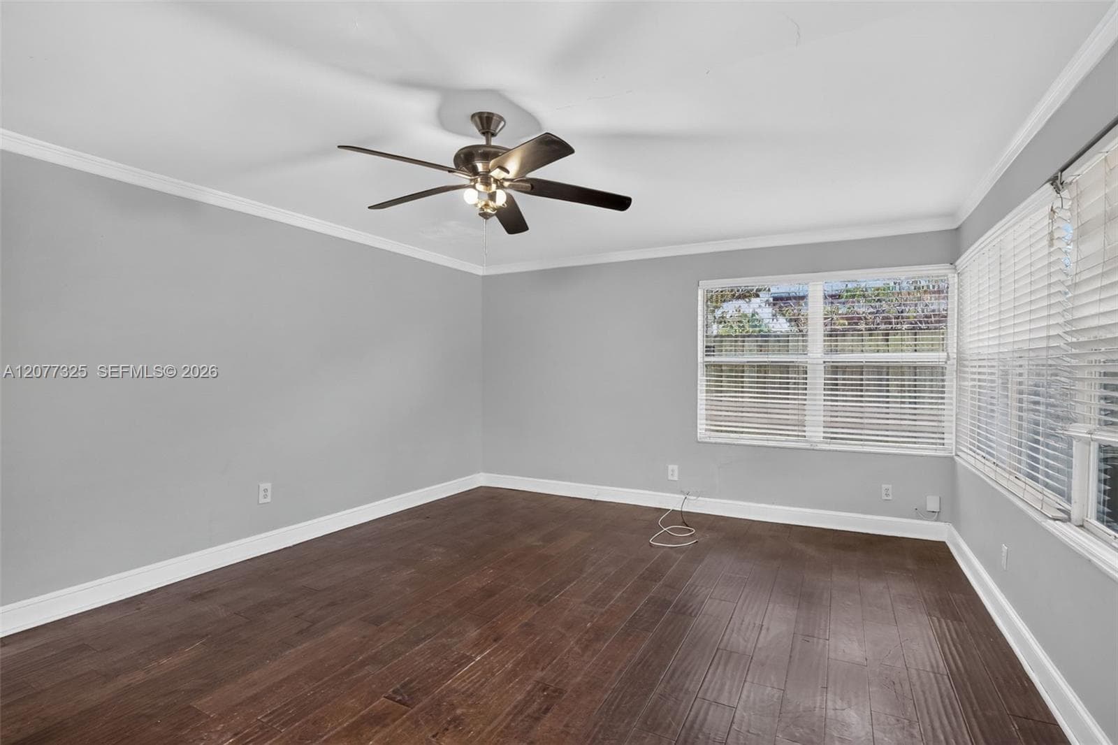 1527 Jackson St photo 3