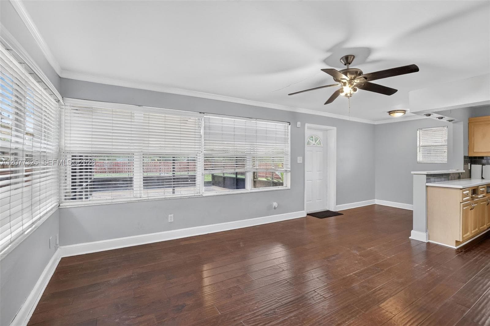 1527 Jackson St photo 5