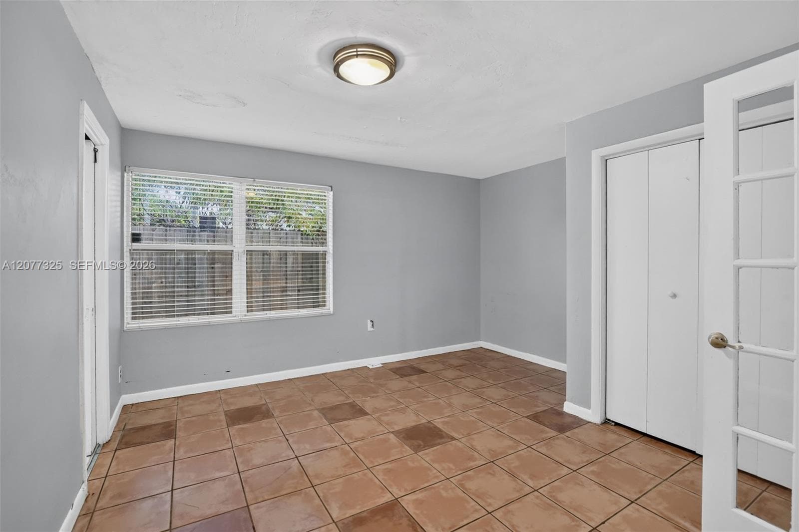 1527 Jackson St photo 9
