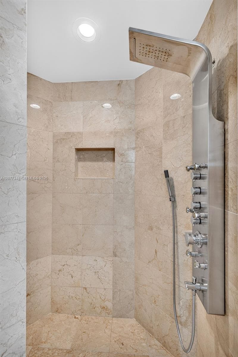 VENEZIA LAS OLAS · #705 in Fort Lauderdale - Photo 43