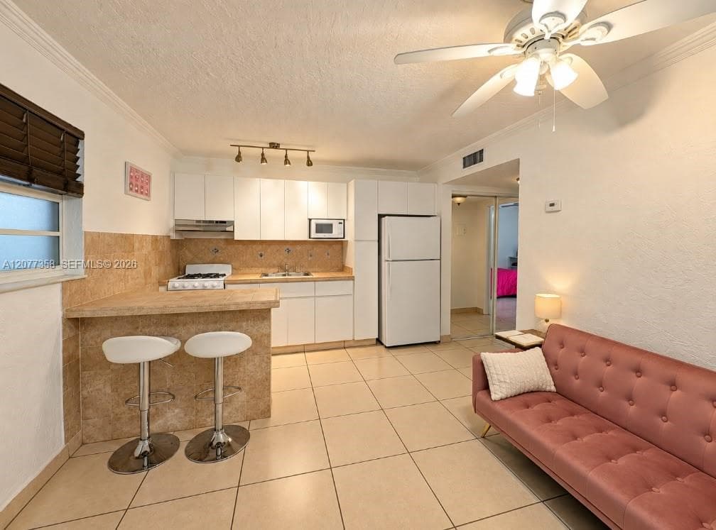 STAR MERIDIAN CONDO · #202A in Miami Beach - Photo 2