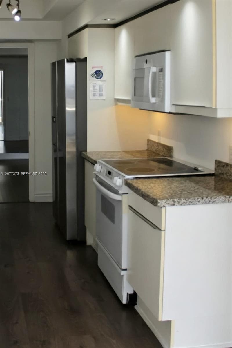7000 ISL BLVD WILLIAMS IS · #2405 in Aventura - Photo 21