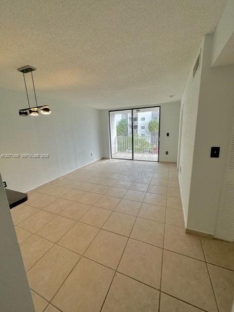 FONTAINEBLEAU GARDENS CON · #321 in Miami - Photo 2