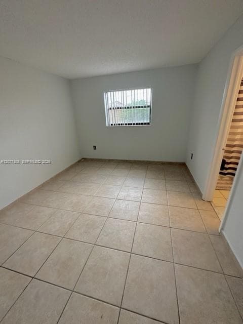 FONTAINEBLEAU GARDENS CON · #321 in Miami - Photo 4