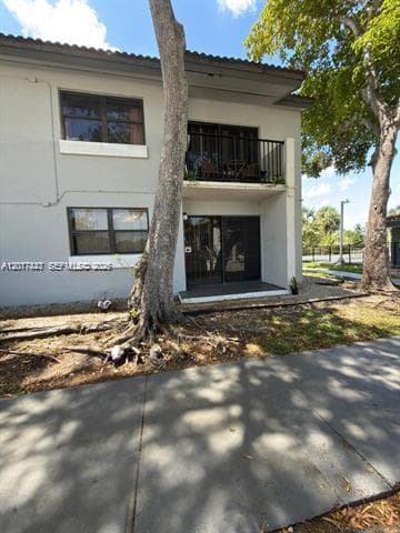 VILLA BELLINI · #101 in Hialeah - Photo 4