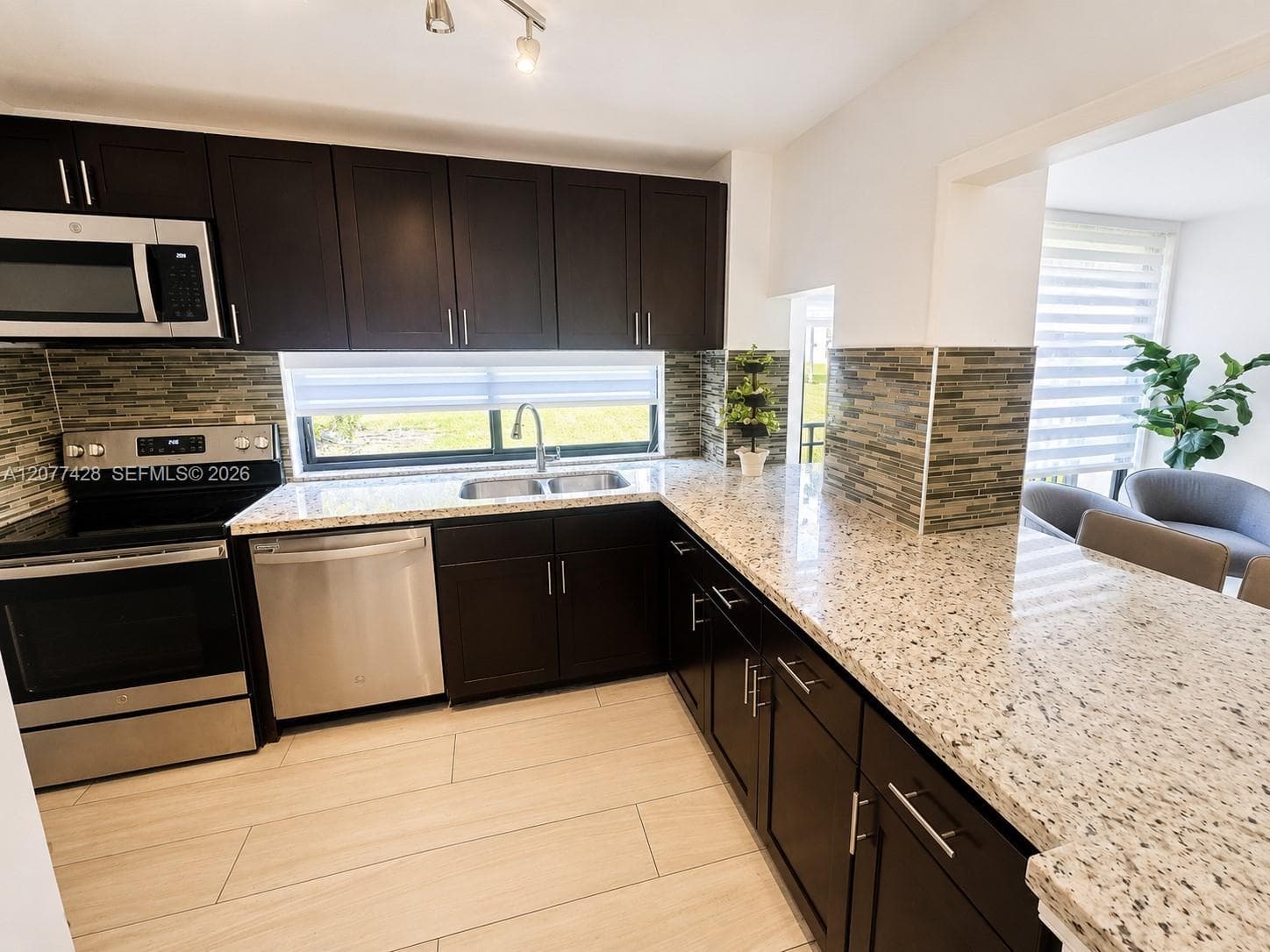 PLAZA OF AMERICAS CONDO P · #108 in Sunny Isles Beach - Photo 6