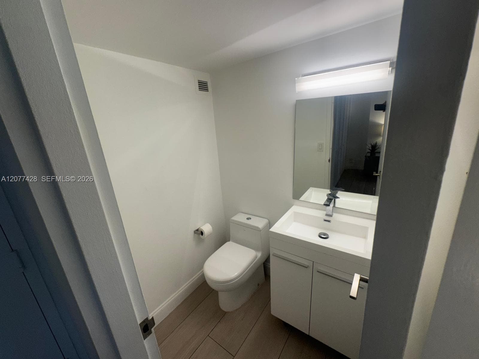 PLAZA OF AMERICAS CONDO P · #108 in Sunny Isles Beach - Photo 7