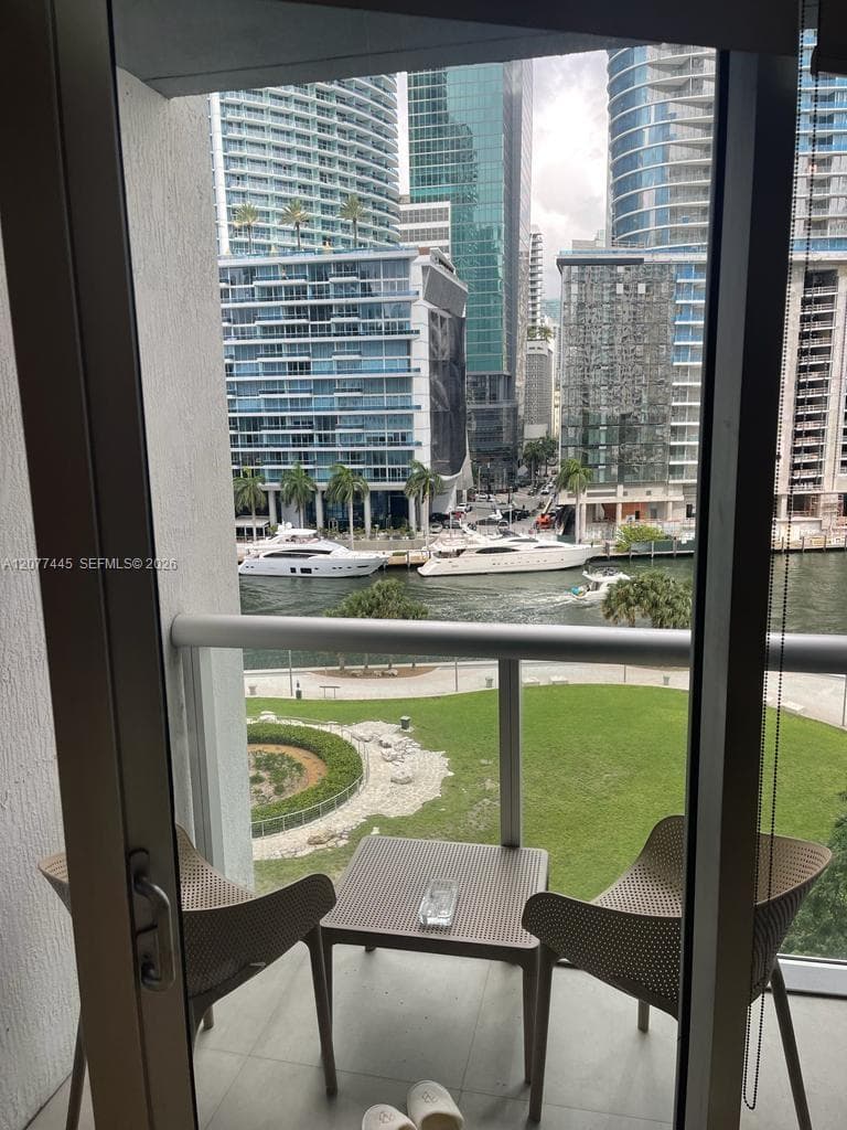 Icon Brickell I · #808 in Miami - Photo 11
