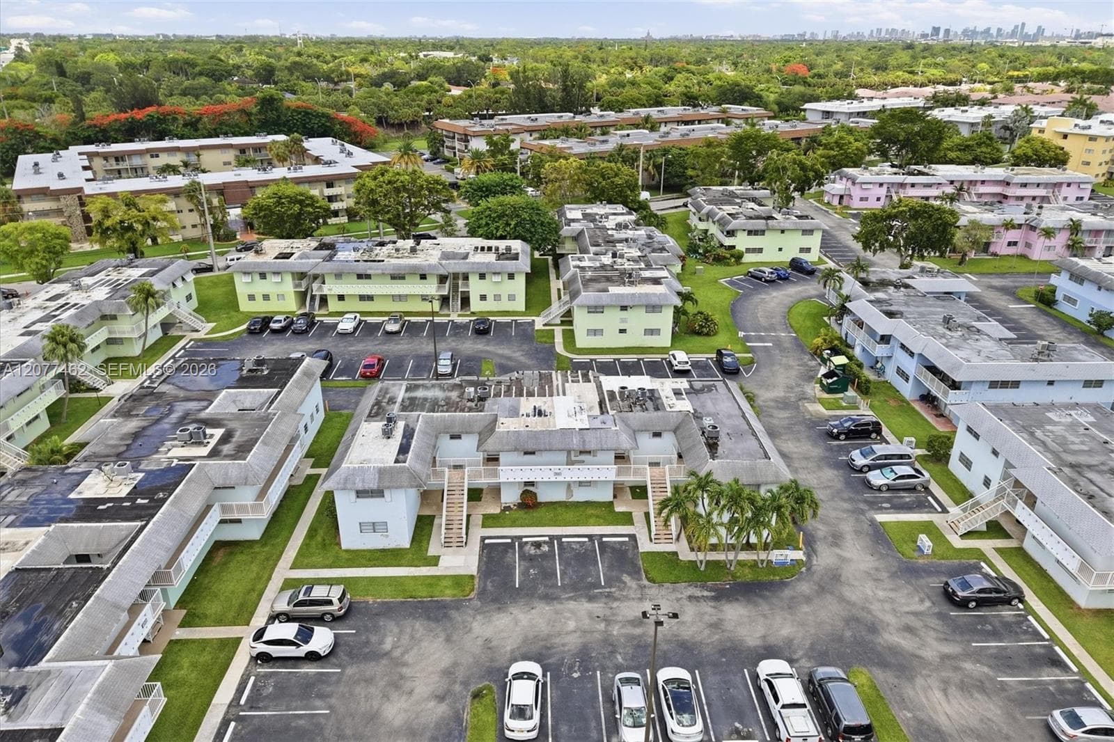 VILLAGE AT DADELAND CONDO · #H121 in Miami - Photo 23