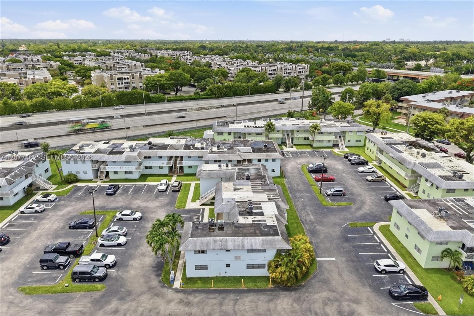 VILLAGE AT DADELAND CONDO · #H121 in Miami - Photo 26