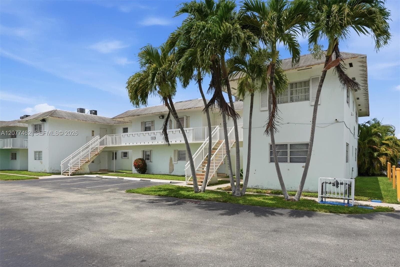 VILLAGE AT DADELAND CONDO · #H121 in Miami - Photo 15