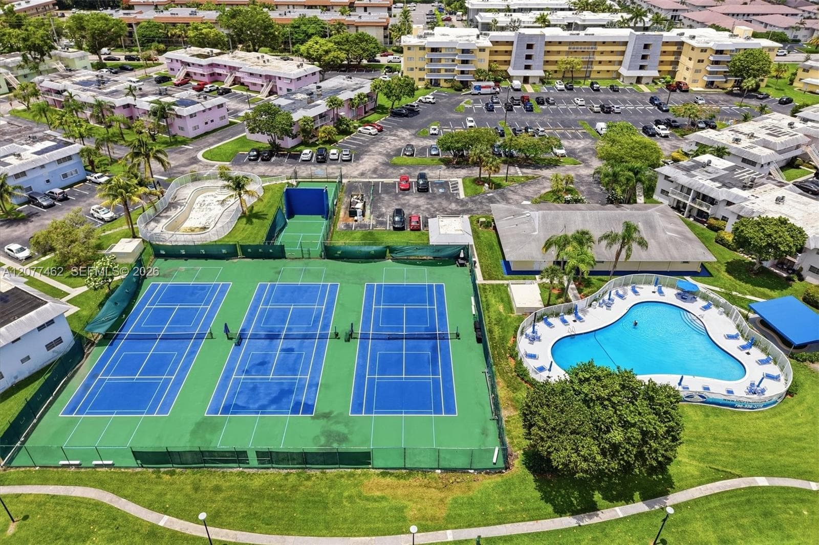 VILLAGE AT DADELAND CONDO · #H121 in Miami - Photo 29