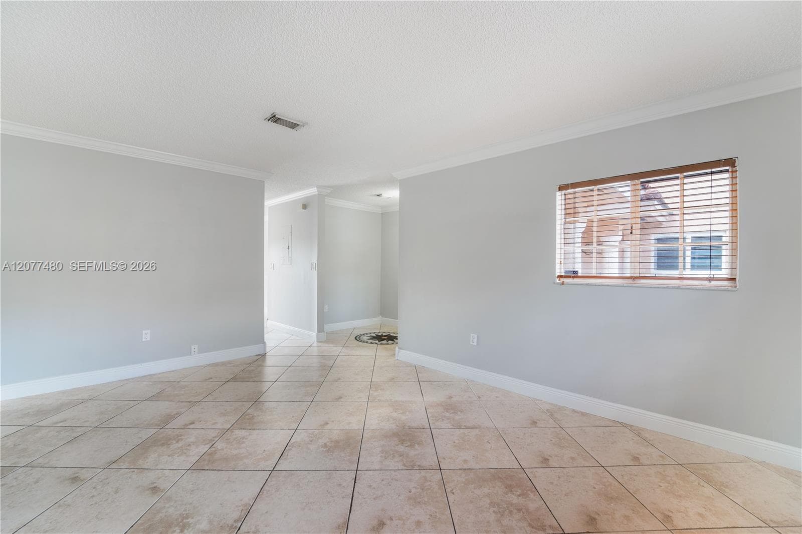 15354 SW 36th Ter photo 6