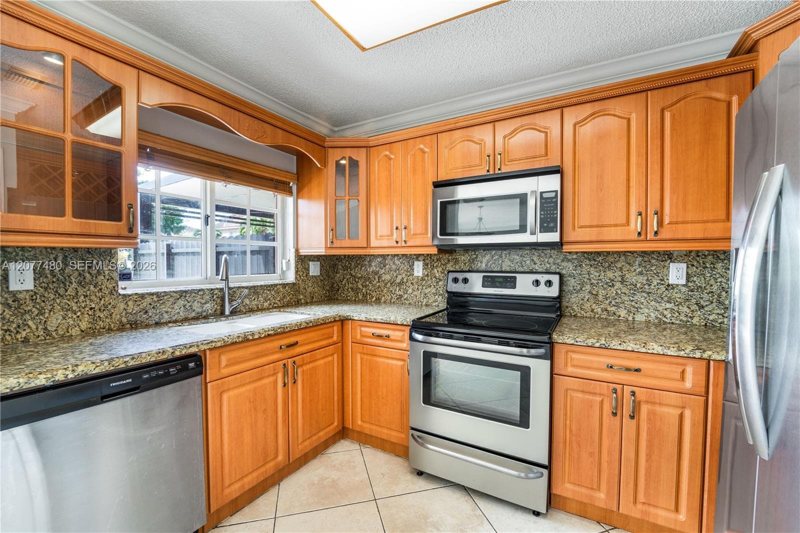 15354 SW 36th Ter photo 13