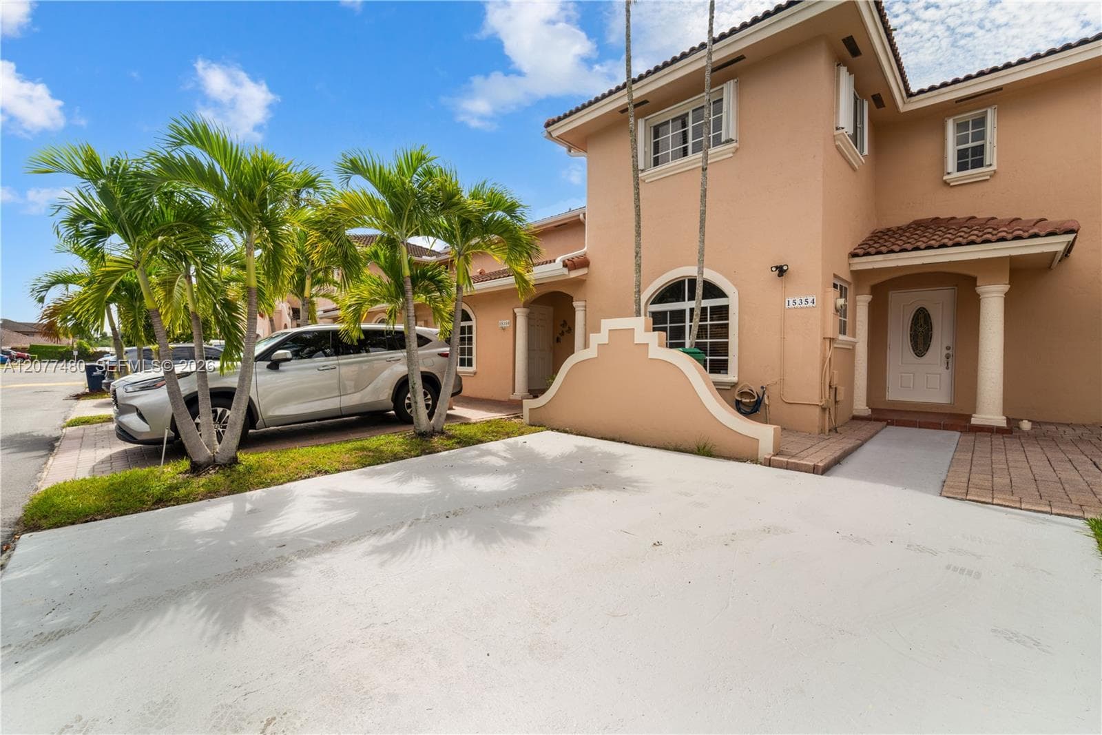 15354 SW 36th Ter photo 1