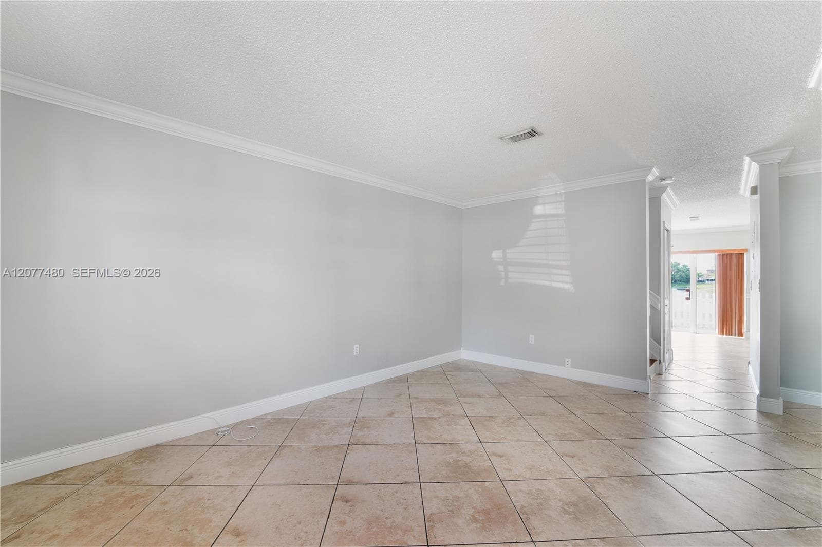 15354 SW 36th Ter photo 5