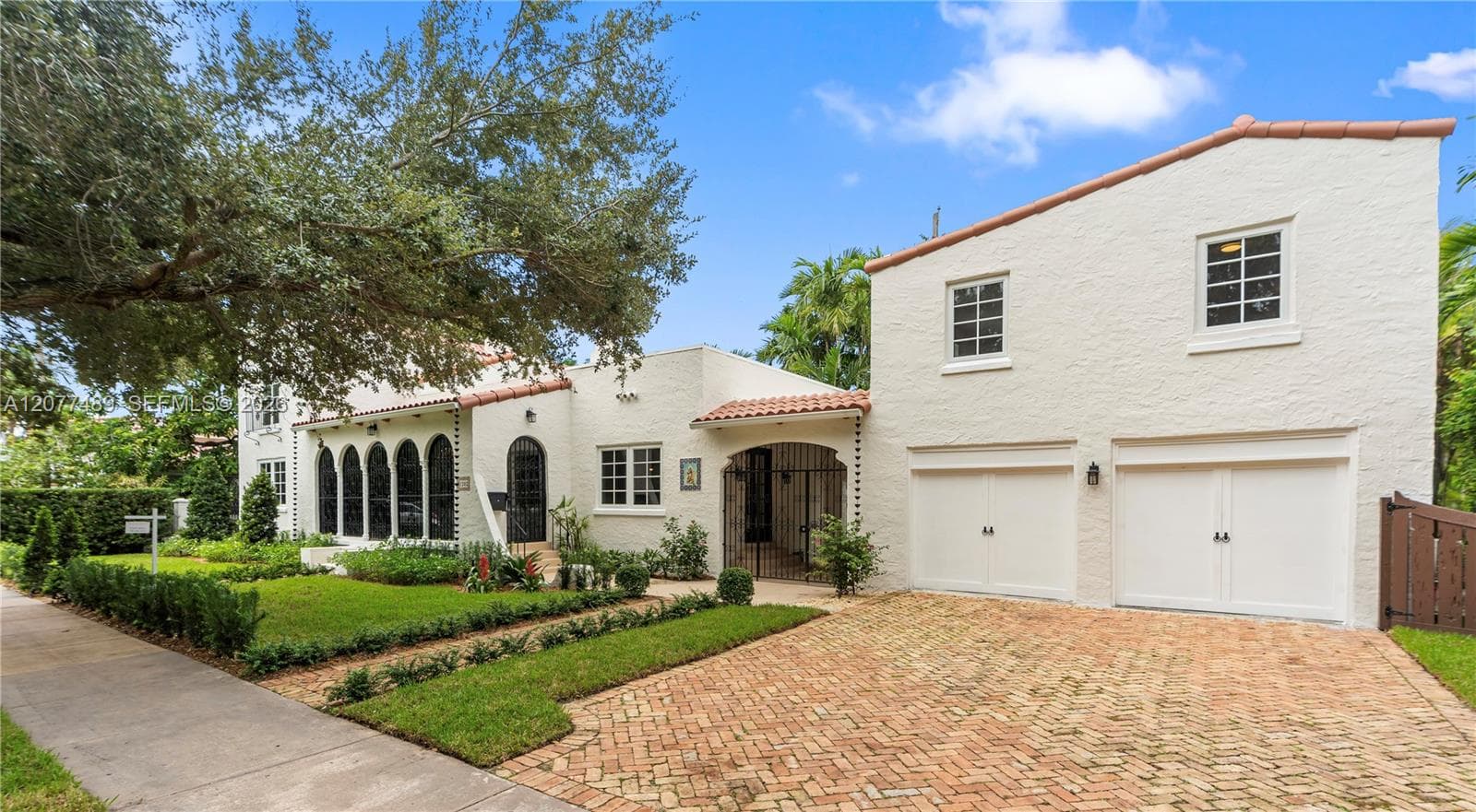 1202 Granada Blvd photo 3