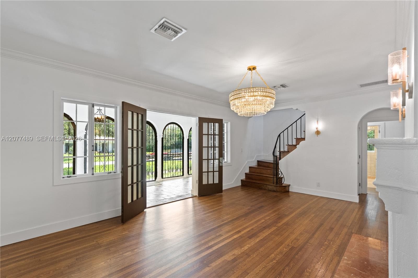 1202 Granada Blvd photo 4