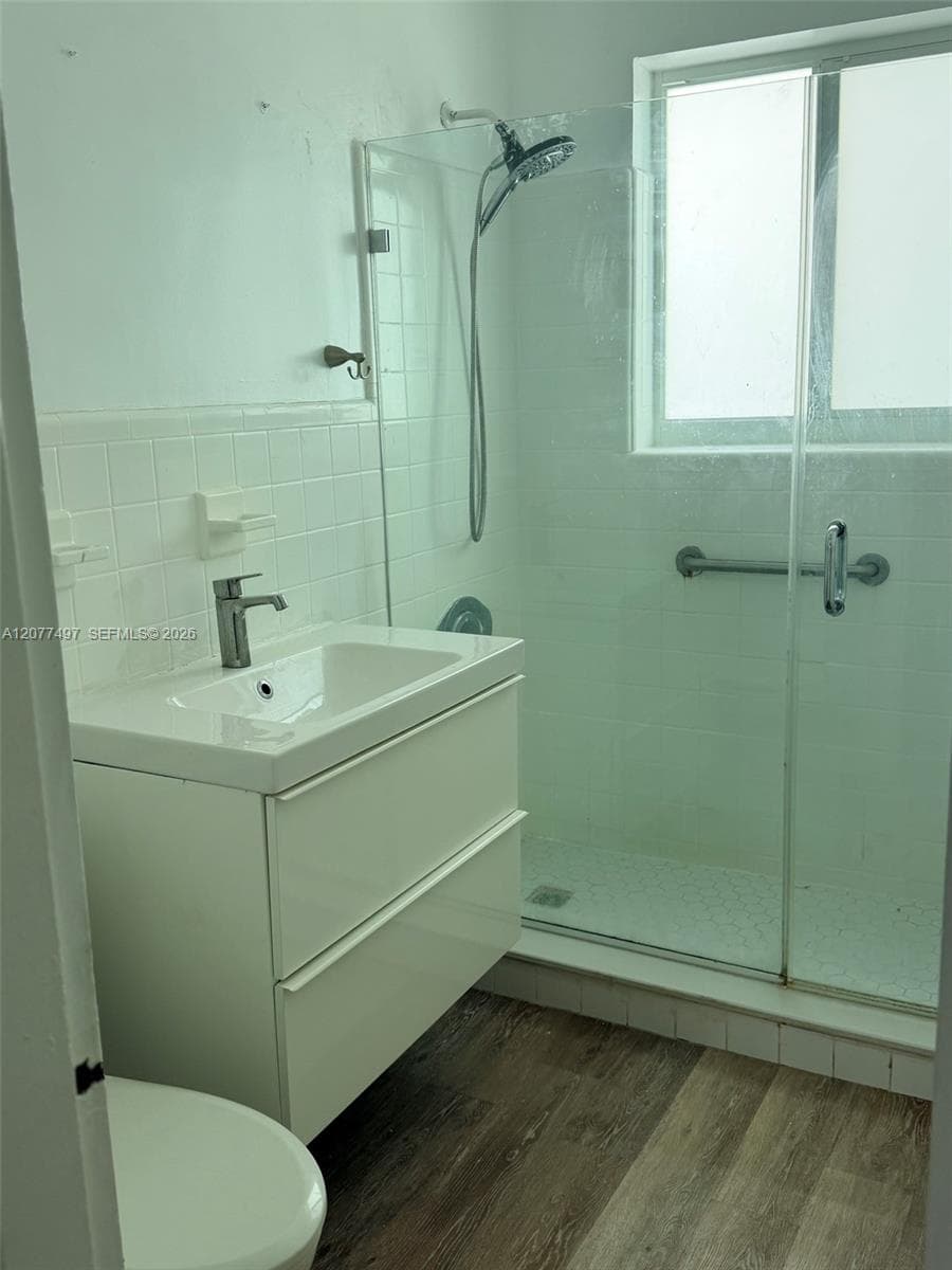 MANOR GARDENS CONDO · #D in Bay Harbor Islands - Photo 12