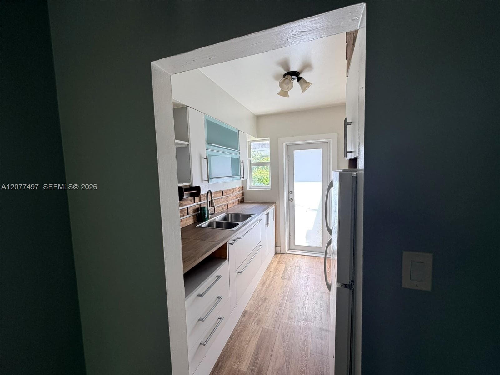 MANOR GARDENS CONDO · #D in Bay Harbor Islands - Photo 10