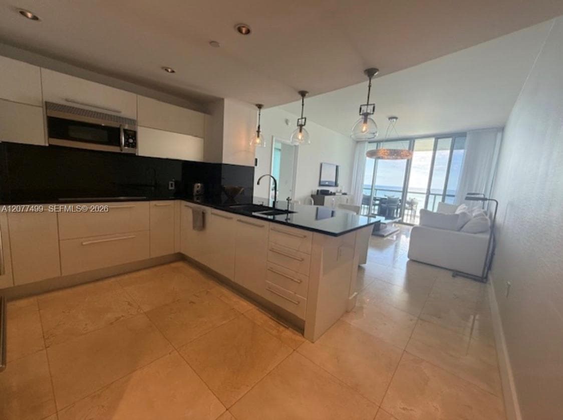 Jade Ocean · #1807 in Sunny Isles Beach - Photo 4