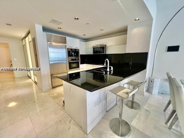 Jade Ocean · #1007 in Sunny Isles Beach - Photo 4