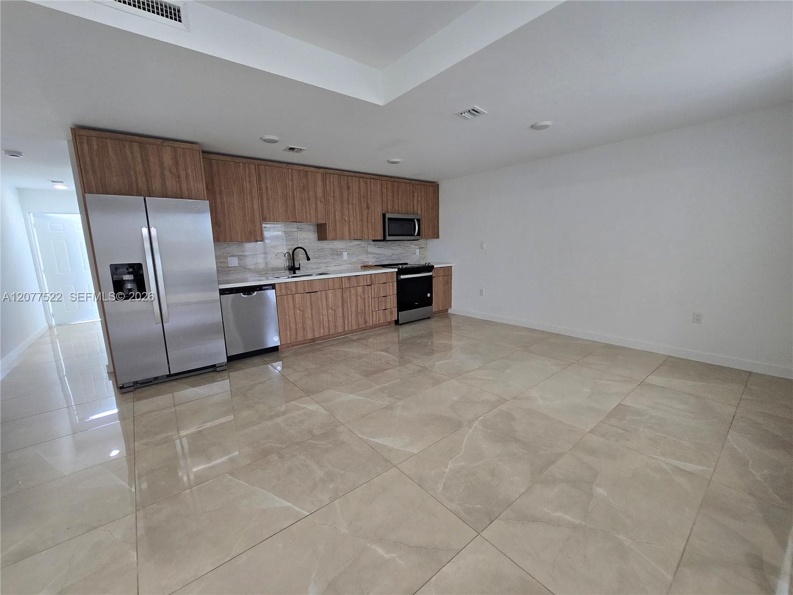 26151 SW 147th Ave photo 2