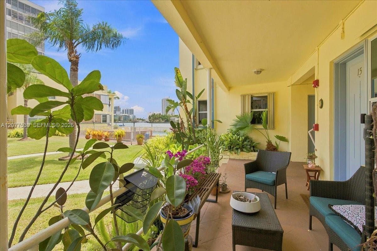 MIAMI BAYSIDE CONDO · #15 in Miami Beach - Photo 22
