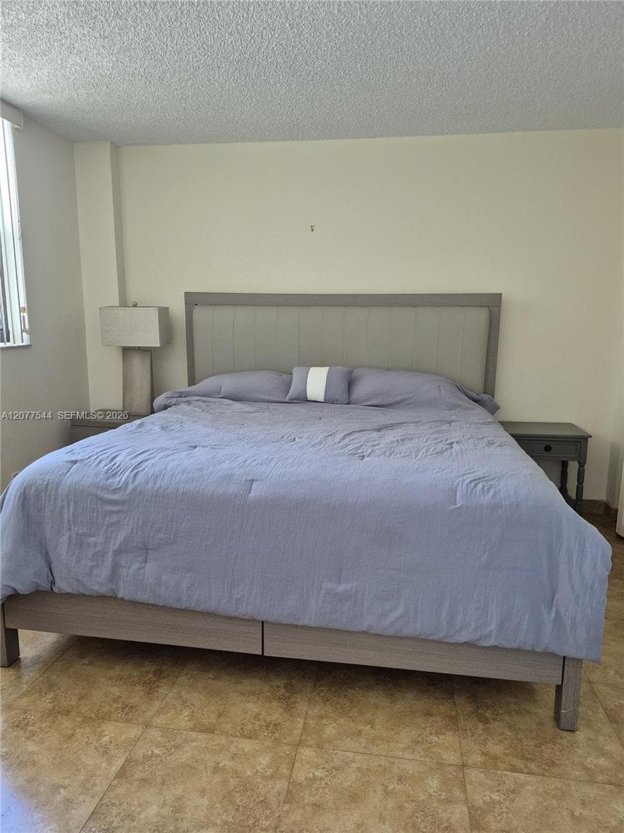WINSTON TOWERS 700 CONDO · #903 in Sunny Isles Beach - Photo 11