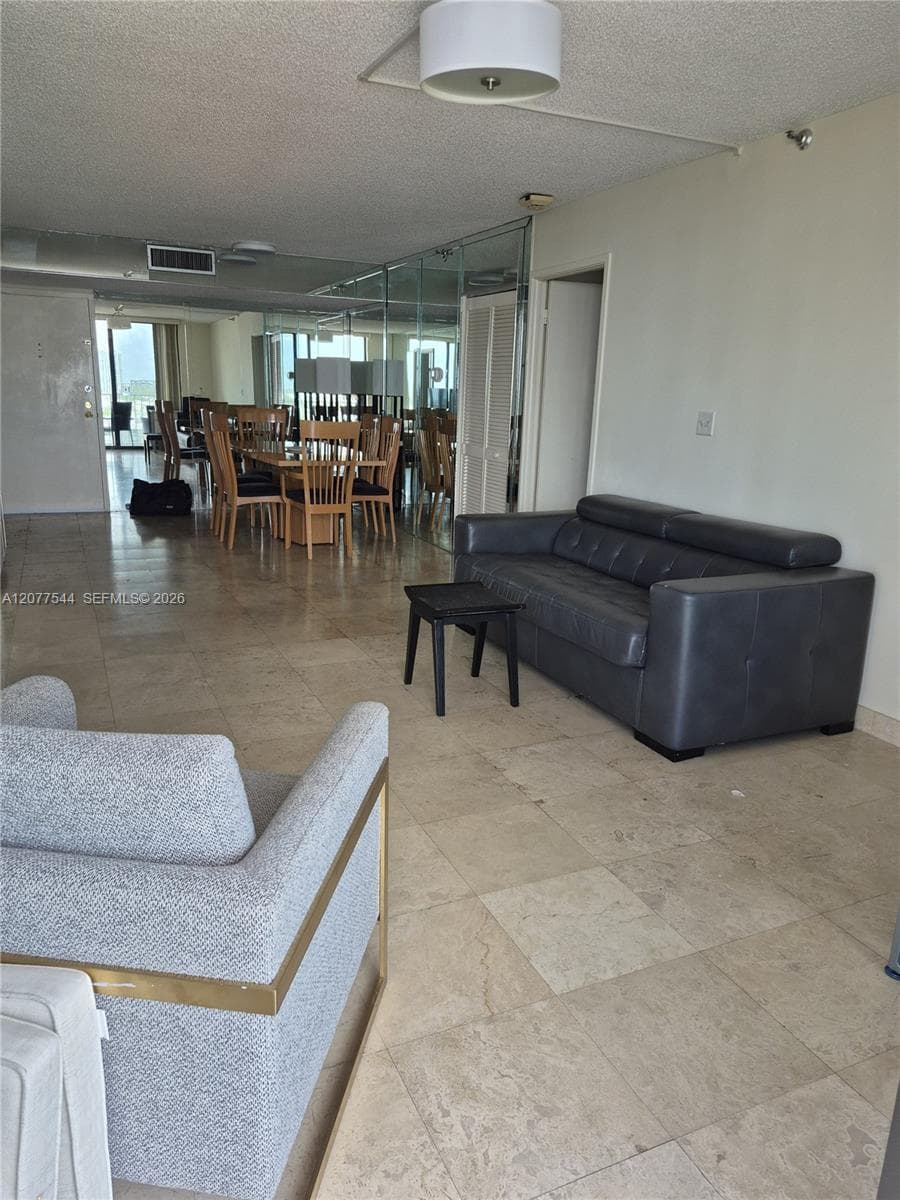 WINSTON TOWERS 700 CONDO · #903 in Sunny Isles Beach - Photo 8