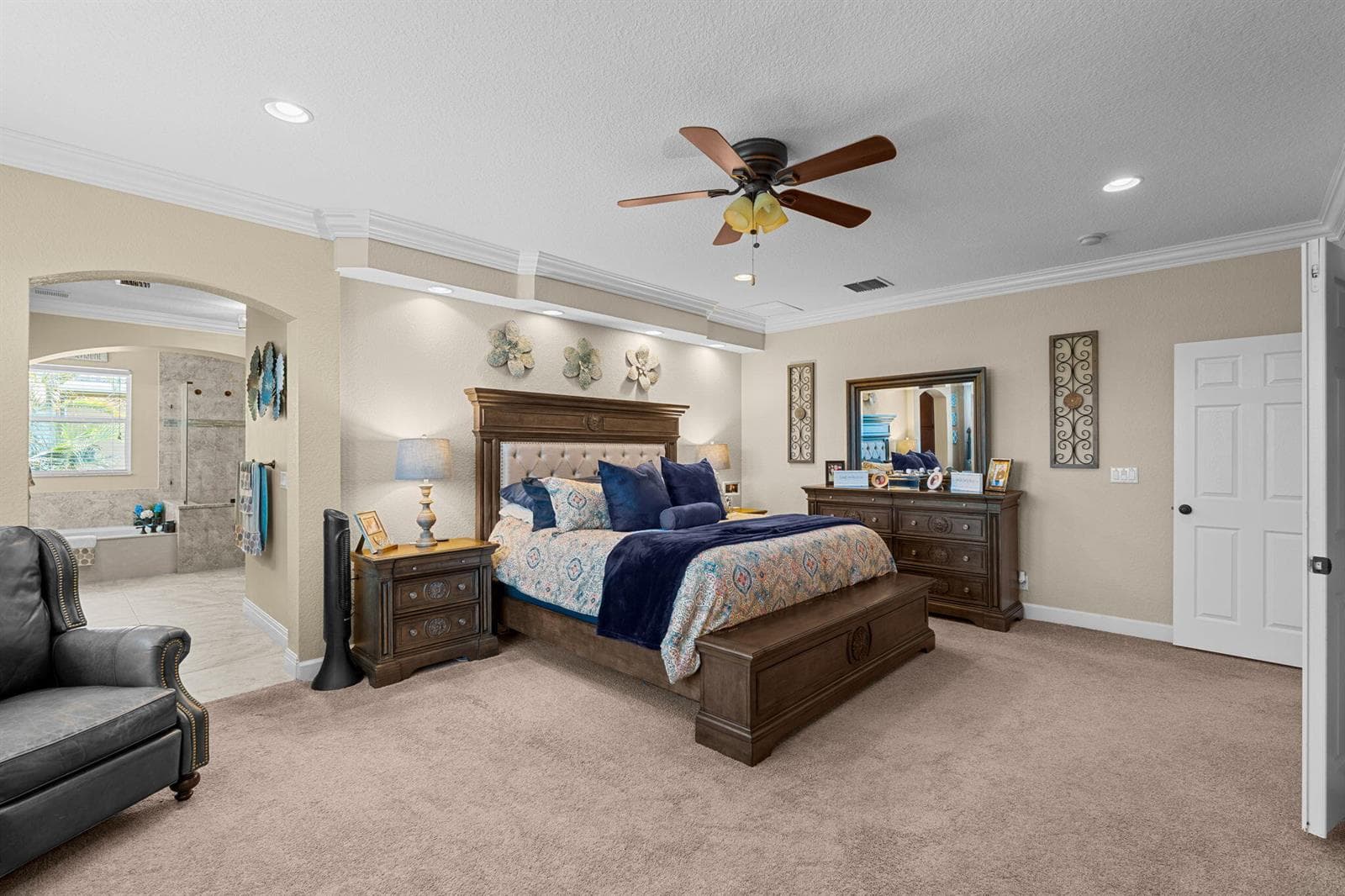 35-web-or-mls-A7405074