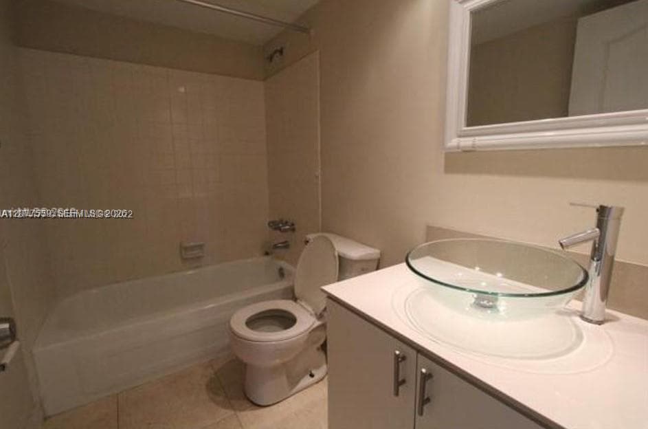 WESTLAND GARDENS CONDO · #406 in Hialeah - Photo 3
