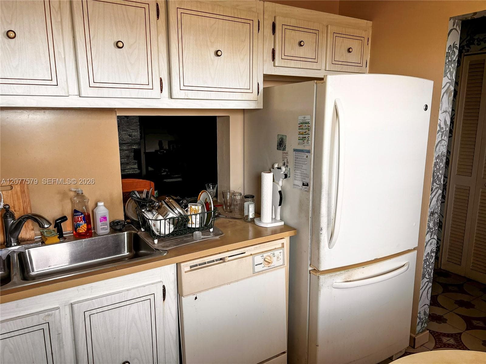 FAIRWAYS ROYALE CONDO · #604 in Hallandale Beach - Photo 6