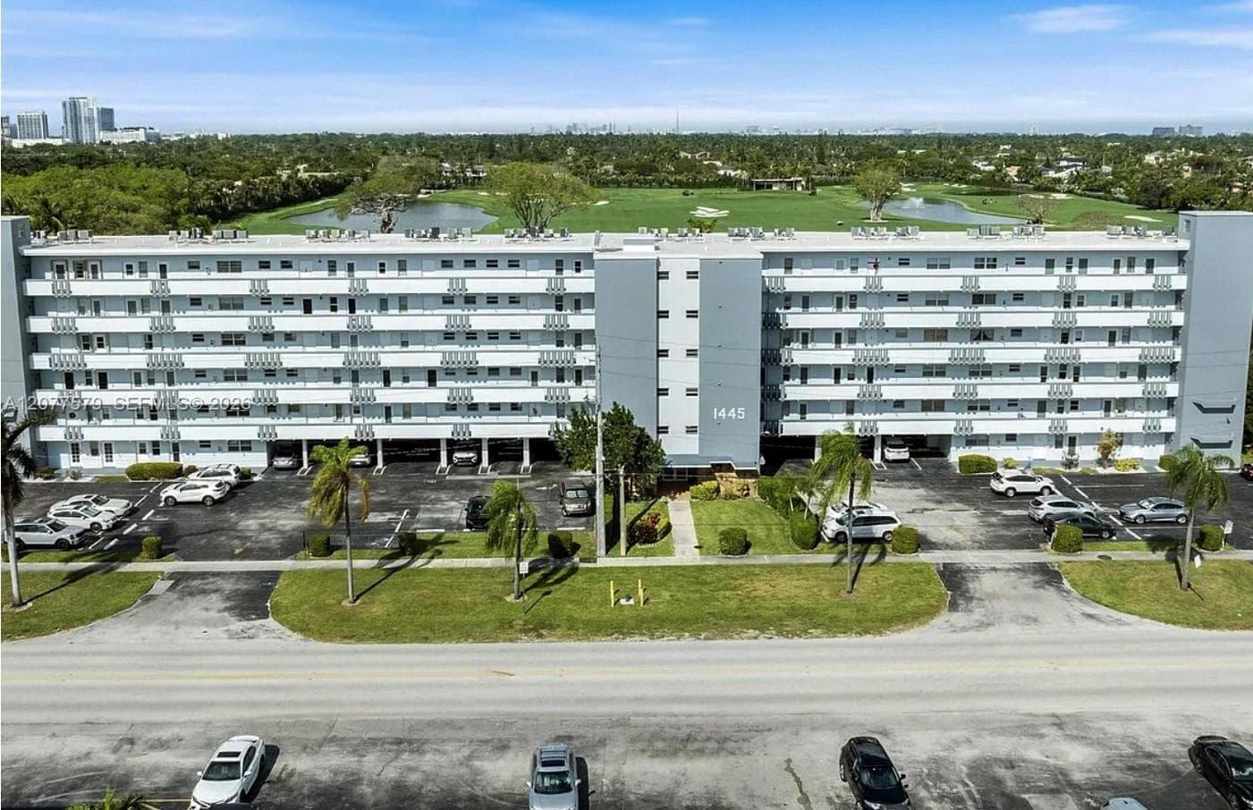 FAIRWAYS ROYALE CONDO · #604 in Hallandale Beach - Photo 1